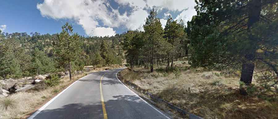 Is the road to Raíces paved?