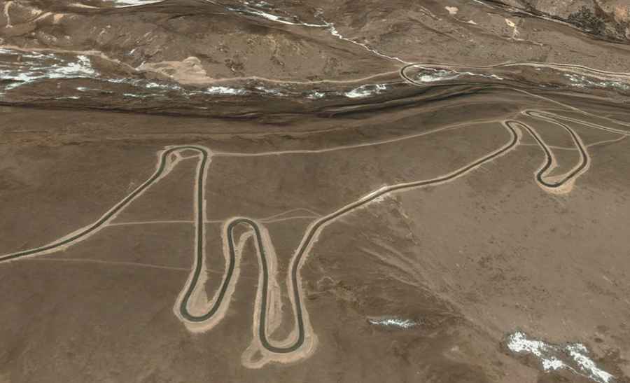 Is the road to Rathi La fully paved?