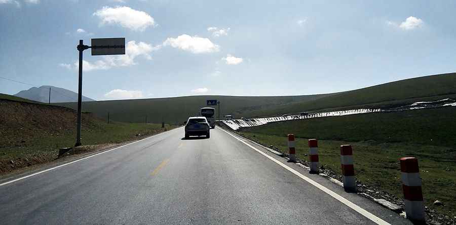Jingyangling Pass is worth the white-knuckle drive