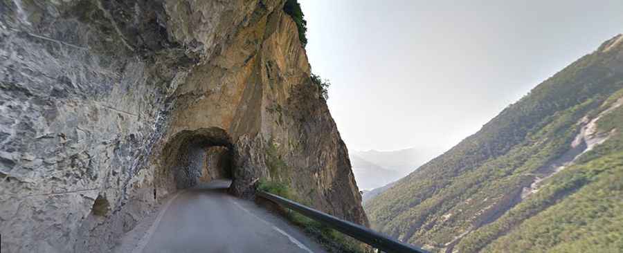 Lac de Derborence: The Ultimate Road Trip Guide