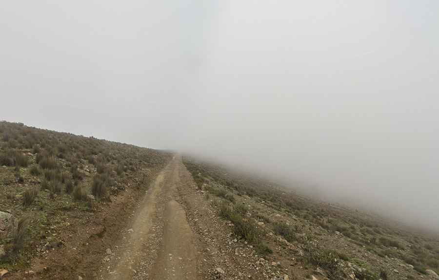 Laguna Capalococha: The ultimate 4x4 challenge in the Cordillera Blanca