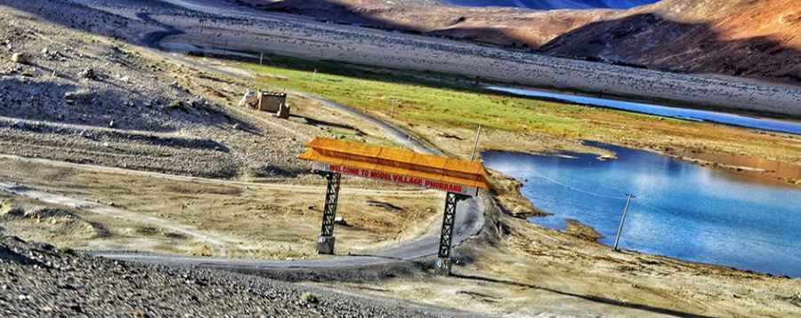 Lamzo La, a winding road only for experienced drivers