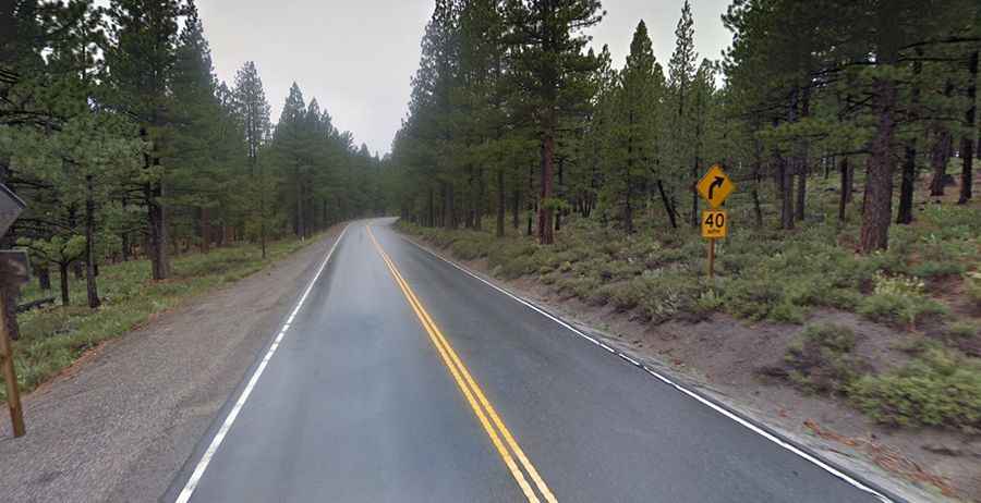 Little Truckee Summit, a 5 stars road in the Sierra Nevada