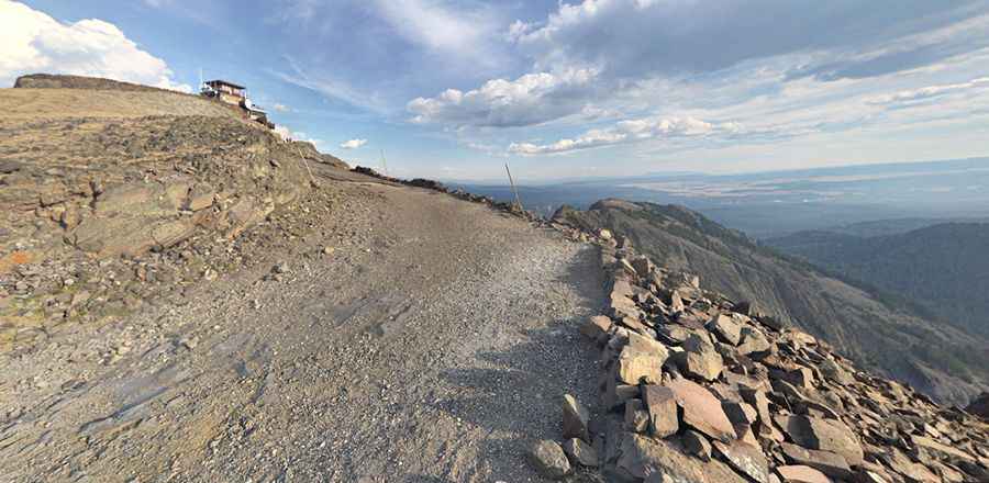 Mount Washburn via Chittenden Road: A Scenic Unpaved Journey in the Heart of Yellowstone