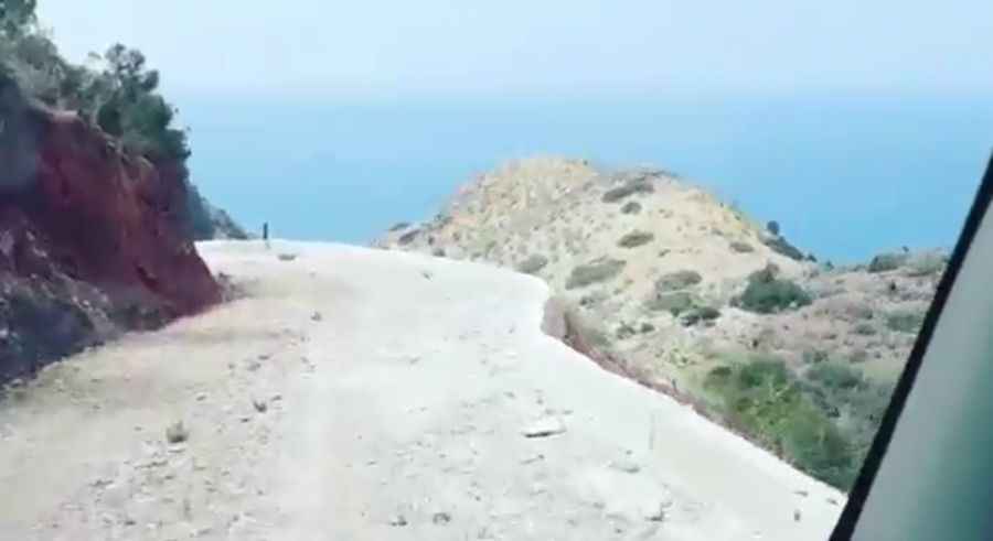 Peñón de Vélez de la Gomera road: Driving to the world’s shortest border