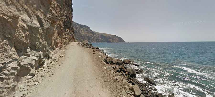 Playa de Argaga, one of the gnarliest roads of Canary Islands