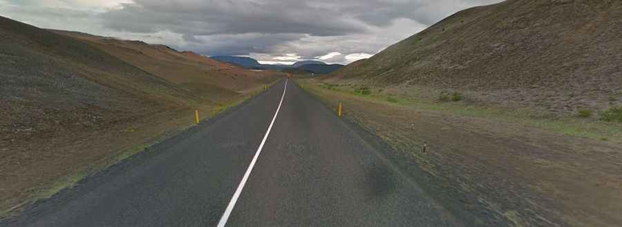 Road trip guide: Conquering Námaskarð Pass