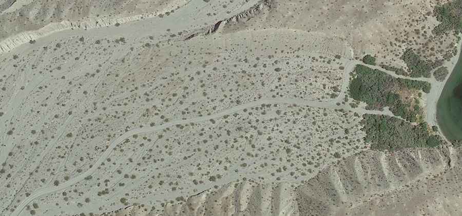 Sandy Wash is a bumpy road on the shore of Lake Mohave