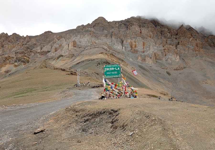 The Breathtaking Road to Sirsir La