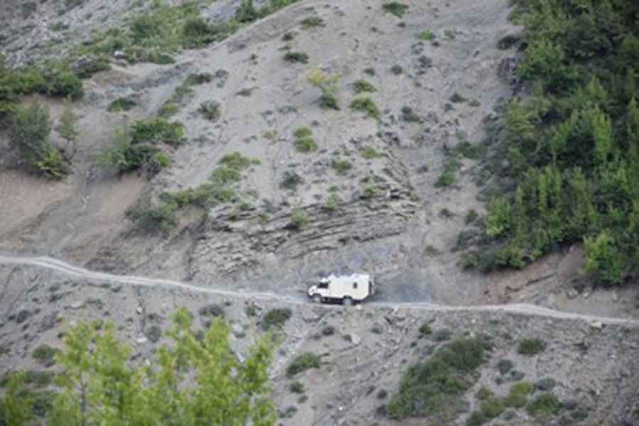The difficult road from Mollas to Petran is for experienced drivers only