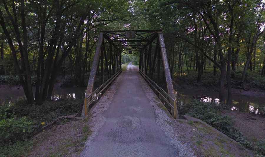 The haunted Witches Bridge in Illinois