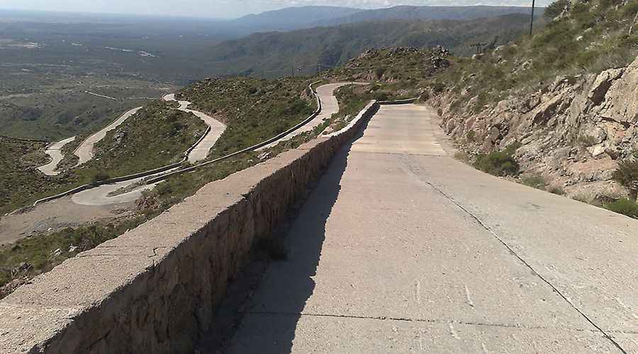 The Inhumane Climb to Cerro El Amago with 19% Ramps