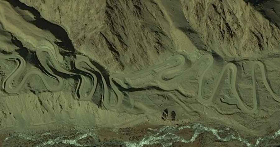 The inhumane climb to Kawak Pass with 38% ramps