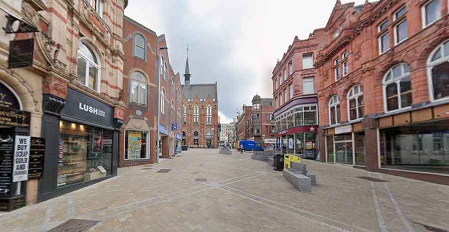 The One-Way Labyrinth of Leeds: Can You Find Your Way?