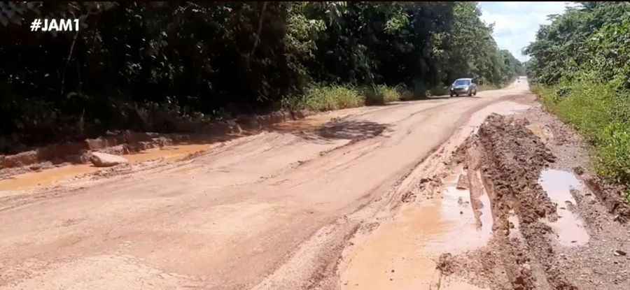 The paved BR-174 is becoming impassable