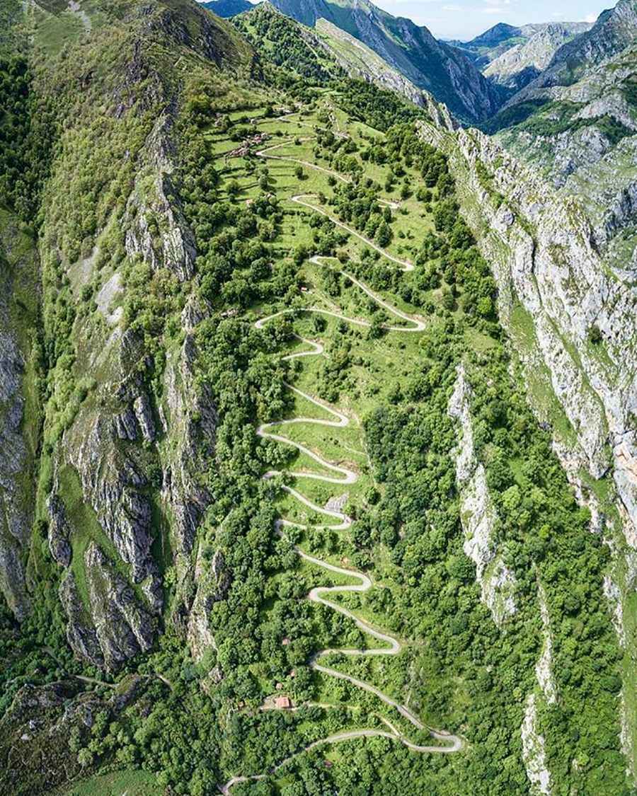 The road to Casielles is the ‘Petit Alpe d’Huez’ with 23 hairpin turns