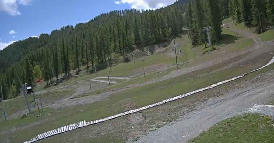 The road to Crete de la Pendine is not for the faint of heart