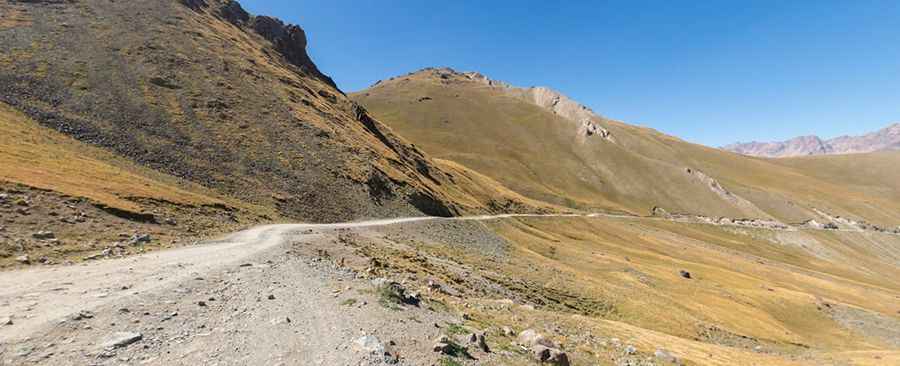 The road to Kalmak Ashuu Pass has taxed the nerves of more than a few drivers