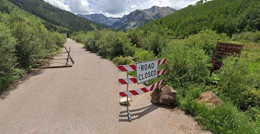 The road to Taylor Peak in CO: a chillout in high mountains