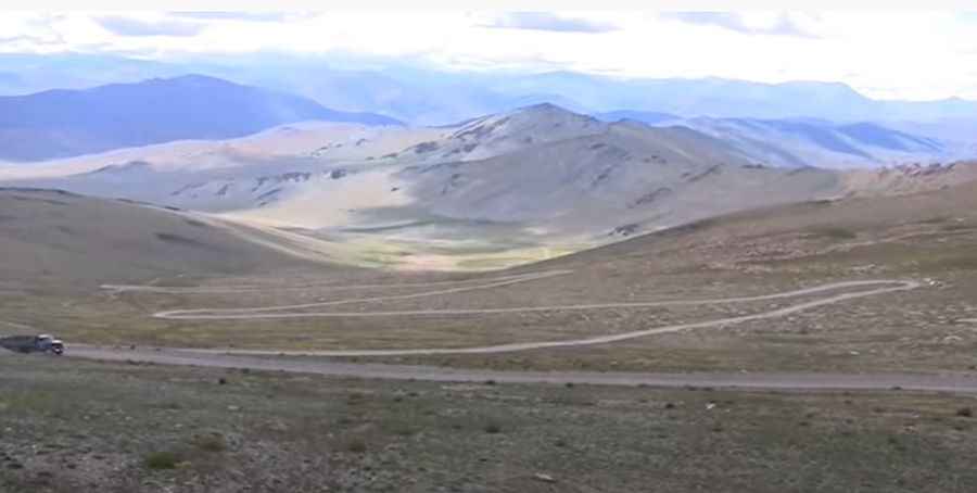 The road to Ulaagchini Davaa is not for the faint of heart