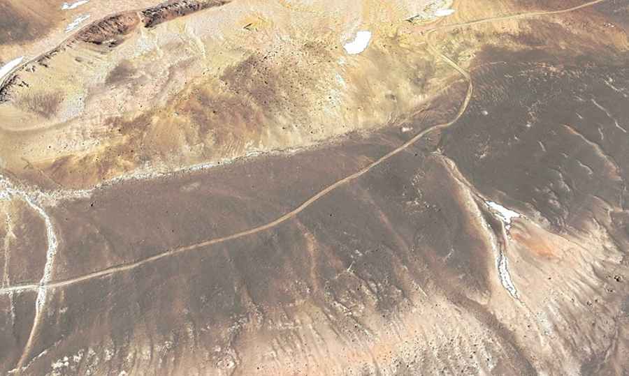 The rough and bumpy road to Abra de Vacas Heladas in the Andes