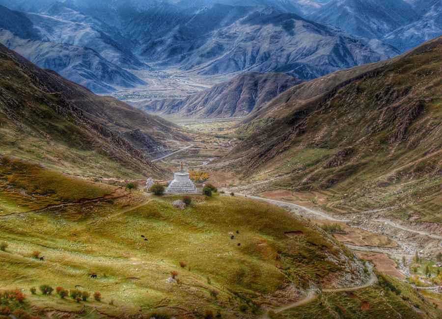 The Route Beyond Lhasa: Traversing Penpogo La