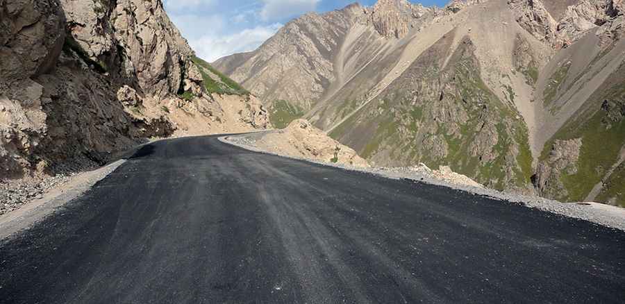 Tielimaiti La is an epic road in the Narat Range