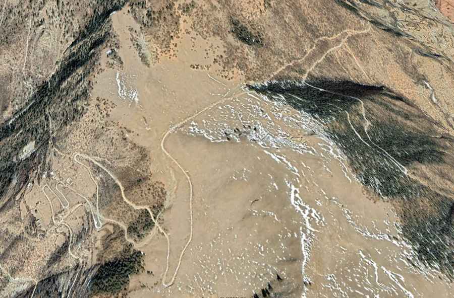 Tienpo La: Driving the abandoned S303 mountain pass in Tibet