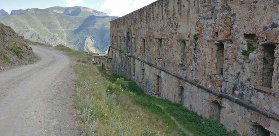 Travel Guide to the Top of Fort de la Marguerie in the Maritime Alps