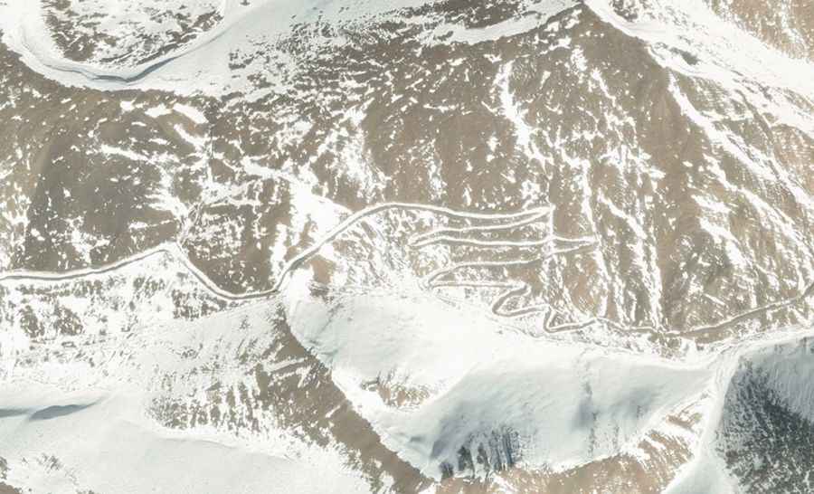 Travel guide to the top of Mobdi La