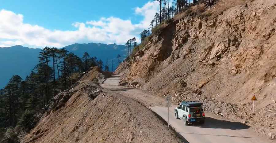 Travel guide to the top of Peacock Mountain Pass