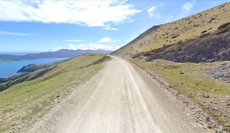 Travel guide to the top of Saddle Hill in NZ