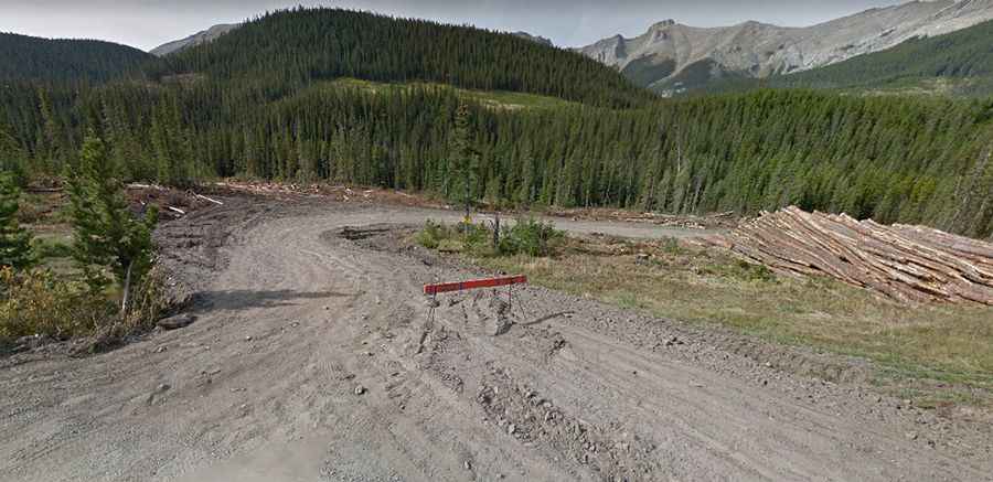 Travel Guide to Tiara Peak