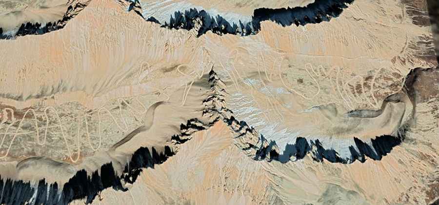 Tro La, a curvy road only for experienced drivers