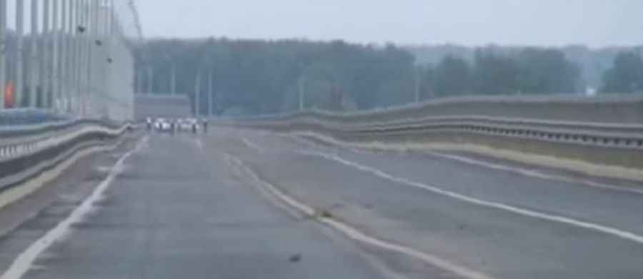 Volgograd Bridge is not for the sissies