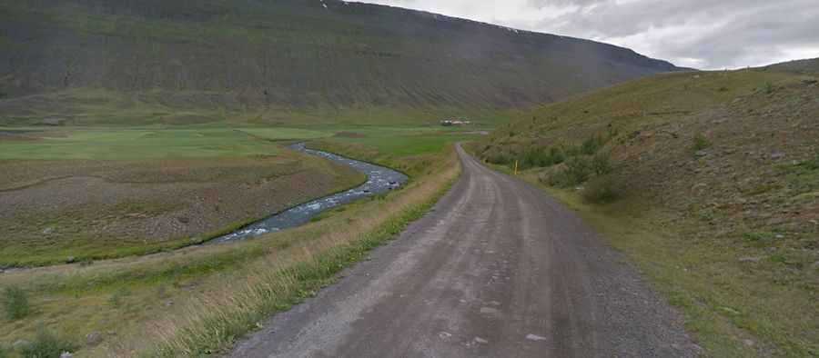 What are the highest roads in Iceland?