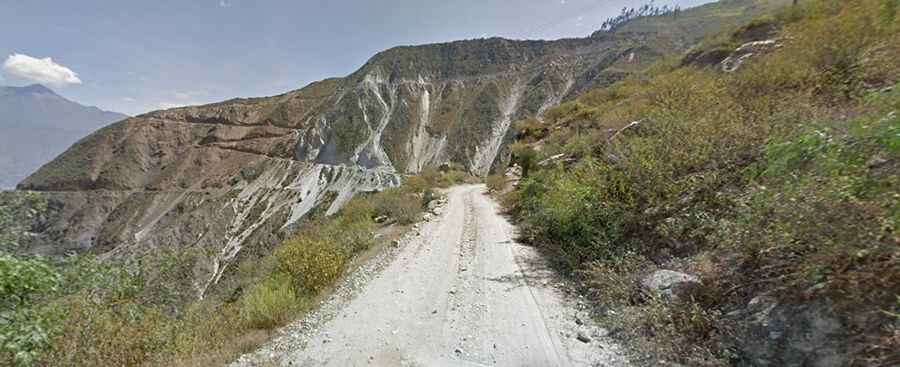 What is the route from Yungay Pampa to Mirasanta?
