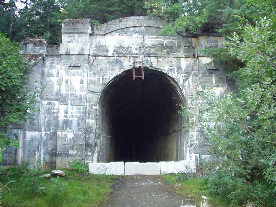 What’s the Old Cascade Tunnel?