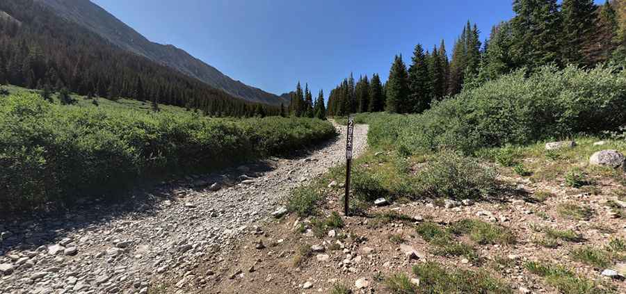 Where are Hancock Lakes?