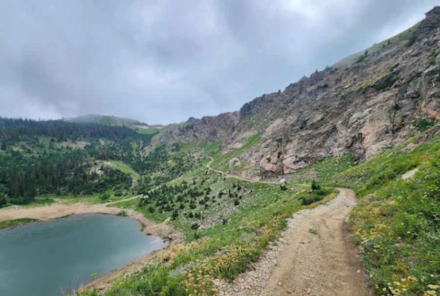 Where are Smith Creek Lakes?