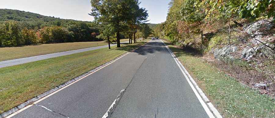 Where does the Palisades Parkway start and end?