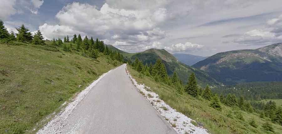 Where is Cakor Pass?