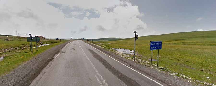 Where is Cam Geçidi?