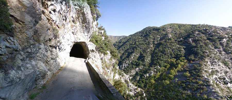 Where is Clue de la Maglia?