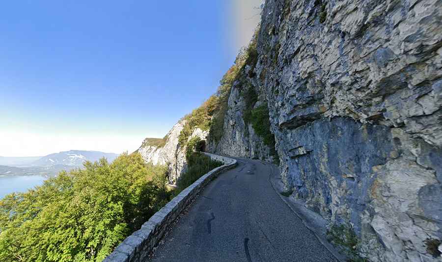 Where is Col de la Chambotte?