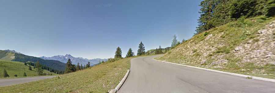 Where is Col de la Croix?