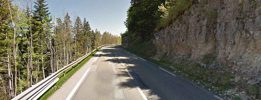 Where is Col de la Faucille?