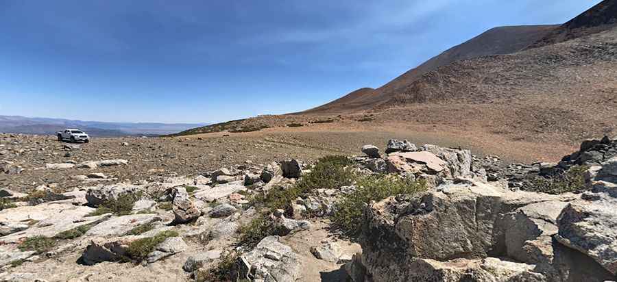 Where is Dunderberg Peak?