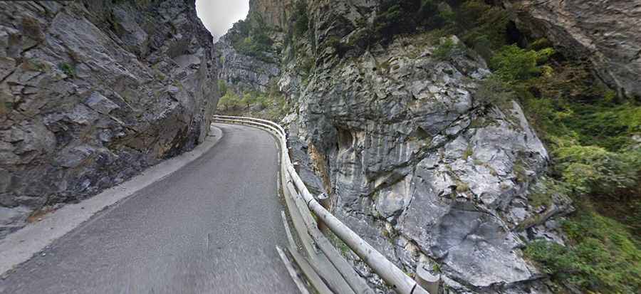 Where is Garganta del Cares?