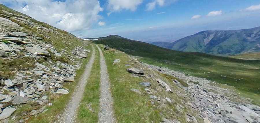 Where is Golemo Ezero?